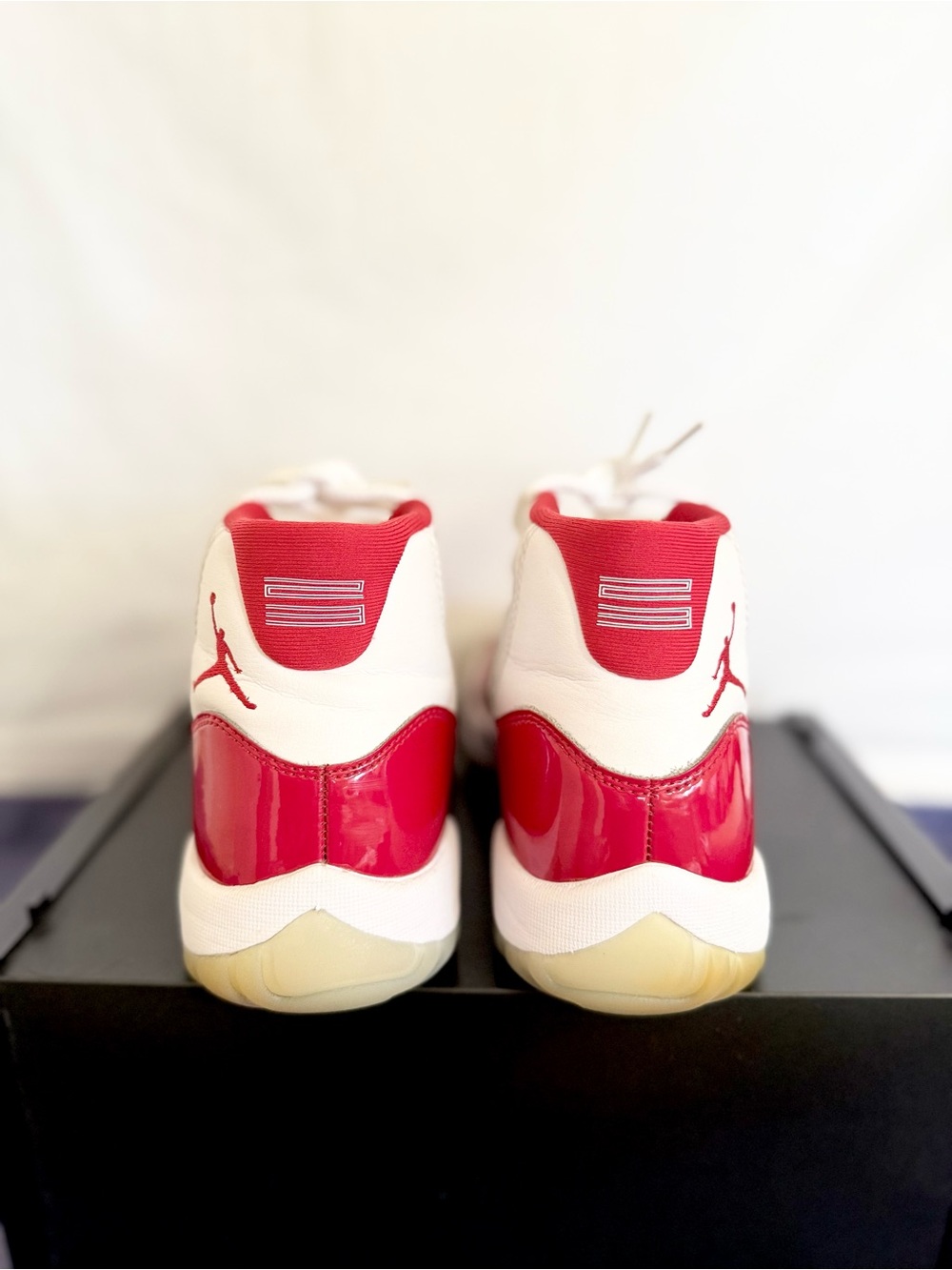 AUTHENTIC Jordan 11 Retro Cherry size 8 CT8012-116 2022 PRE-OWNED - Picture 5 of 8